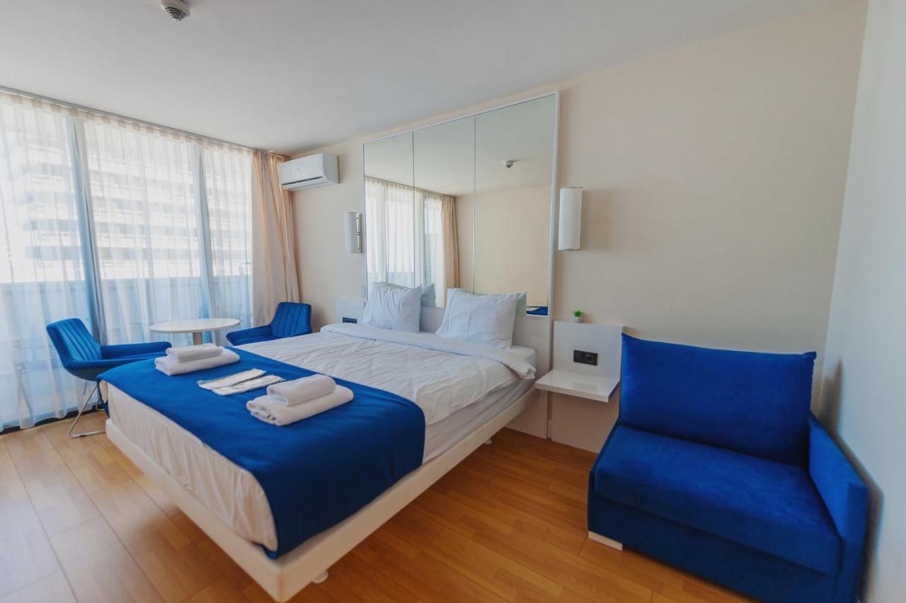 Orbi City Twin Tower Batumi Bagian luar foto